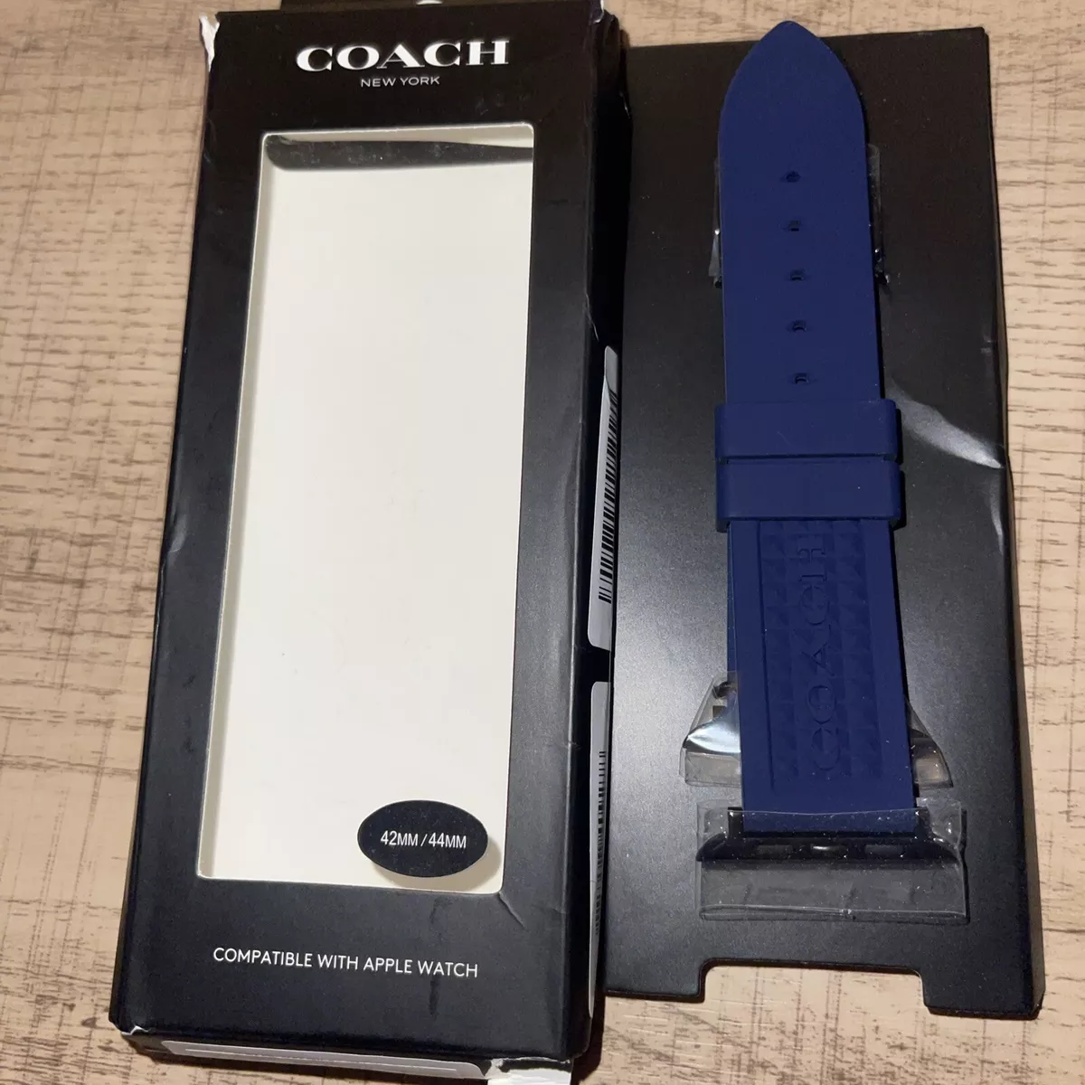 Coach Band for Apple Watch Size 42MM/44MM NEW in BOX🔥 Authentic 🔥