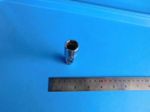 USED, MAC TOOLS " 11/16 IN. " 3/8. IN. DR. UNIVERSAL SOCKET , PART # XU226D - Picture 2 of 4