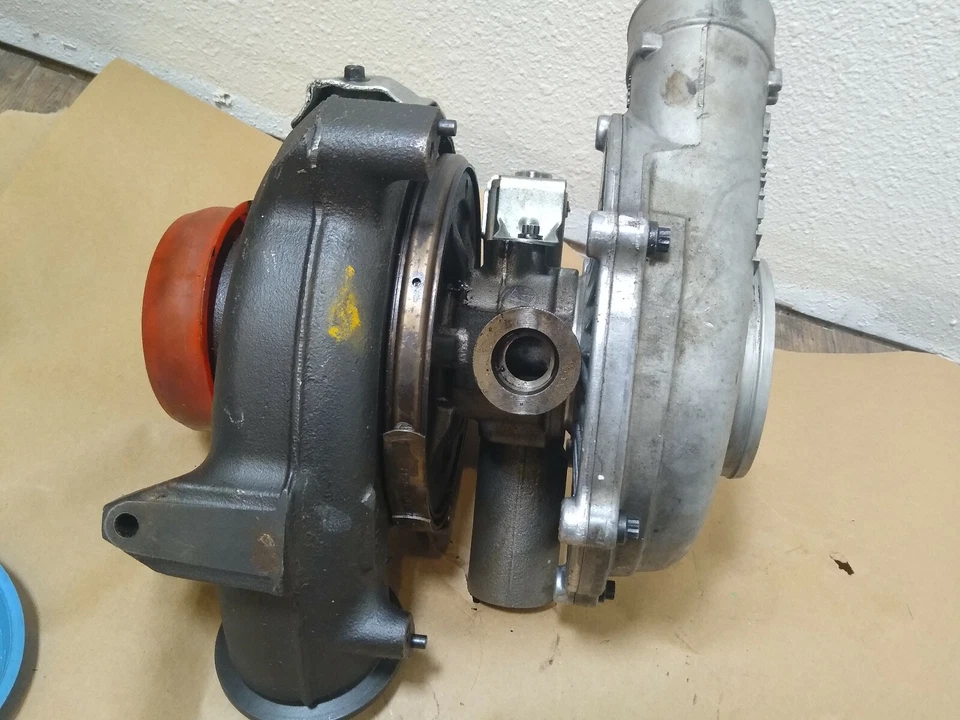 Garrett Powerstroke Turbocharger # 726529-5037 USED See Condition Notes - Image 2 of 4