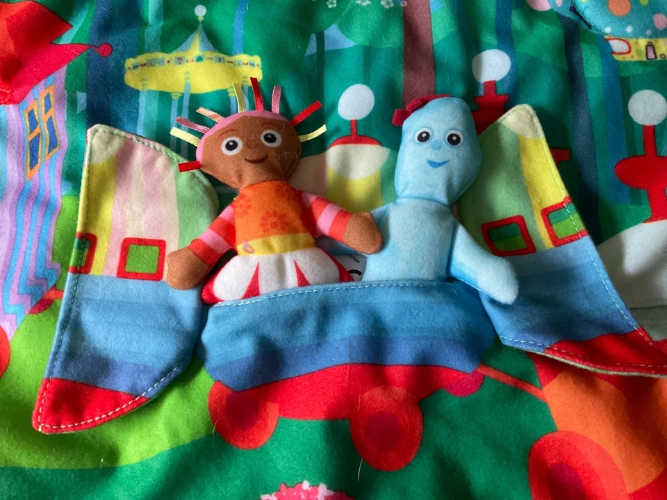 In The Night Garden Ninky Nonk Plush Playmat with Upsy Daisy & Iggle Piggle-Snds - Image 2 of 4