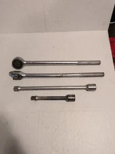 Thorsen 3/4” Drive Ratchet with 3/4" Breaker Bar & 2 Extensions. 