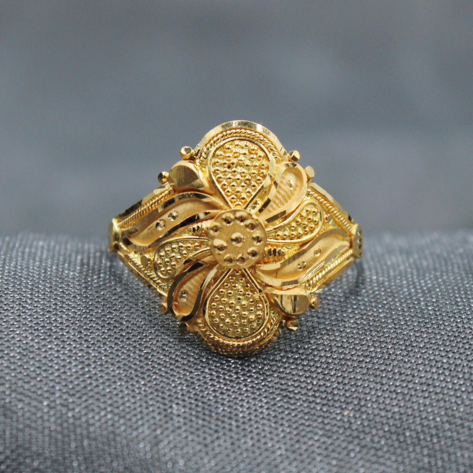 Rare Gold Rings Design Couple Rings Design In Gold