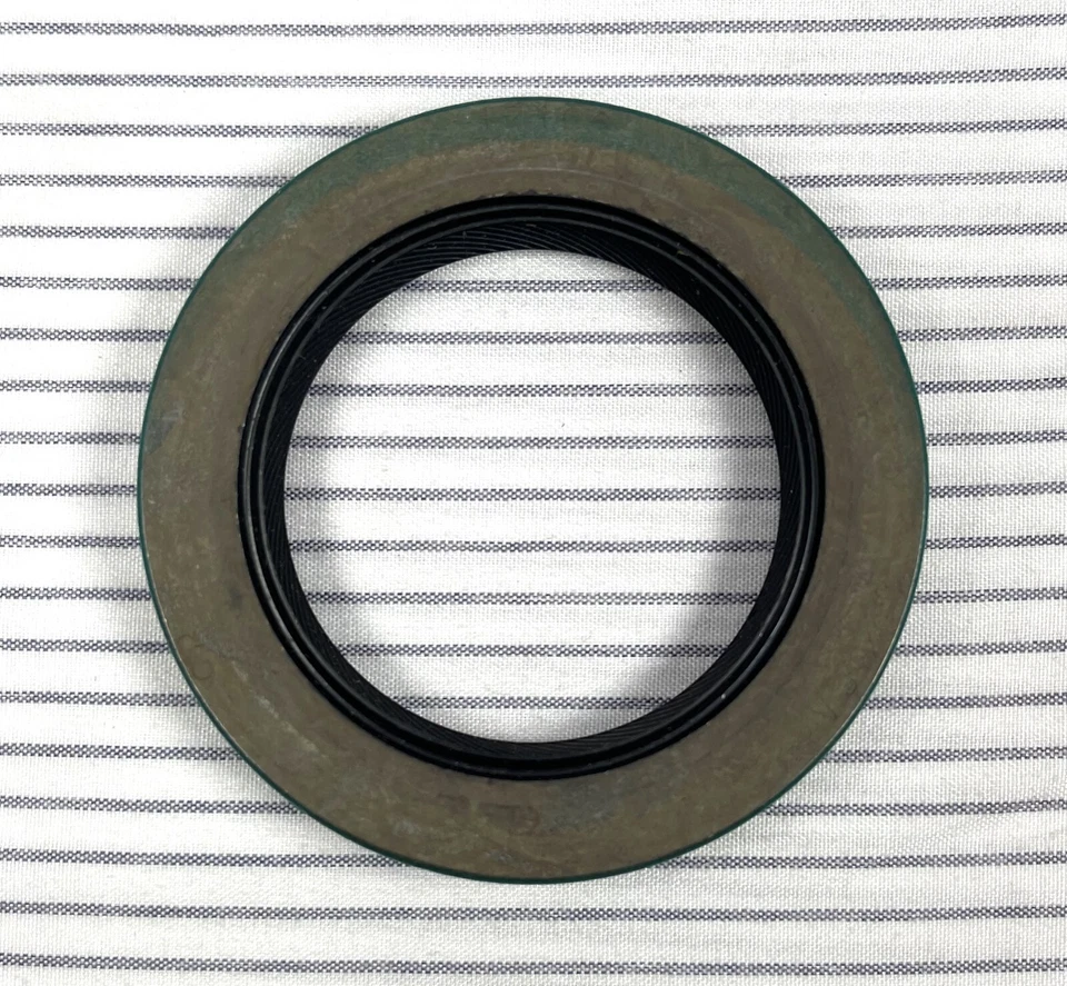 Eje de sellado de cubierta de distribución del motor CR/SKF 17106 para Ford Mercury selecto 1975-2001 Foto 2 de 4