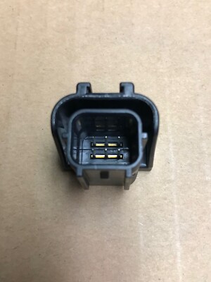 Lot of 4 Pcs Yazaki 7382-9454-30 Connector (6-Pin Cover)- BRAND