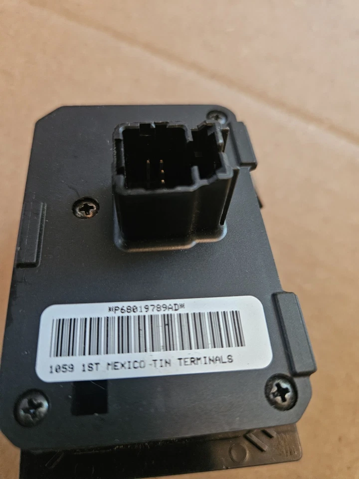 Interruptor de faros 05-10 Chrysler 300 Dodge Charger Challenger Magnum OEM SRT8 Foto 3 de 3