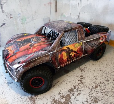 TRAXXAS UDR RC Body Wrap DECAL (ohne RC) ''DOOM'' - Desert Racer