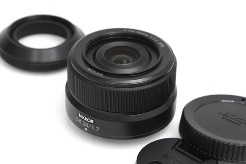 Nikon Nikkor Z DX 24mm f/1.7 Lens Used AP-C Mount AF/MF Compact Condition