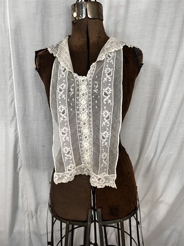 antique lace dicky collar white embroidered Irish crochet original 19thc 