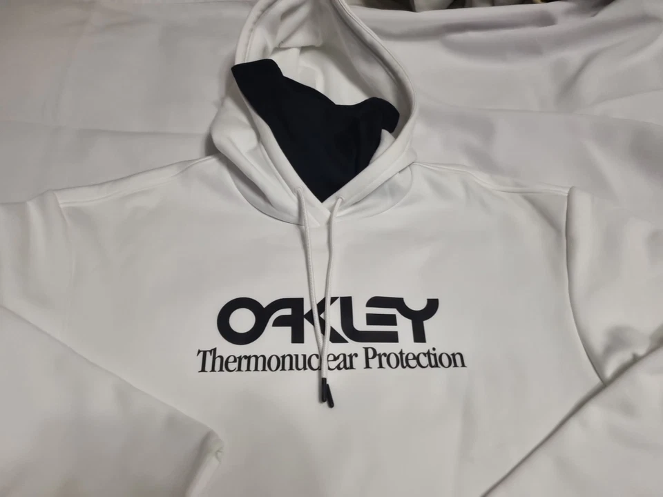 Oakley Thermonuclear Protection Rider Long 2.0 Hoodie Oversized White/Bk Size L - Image 2 of 4