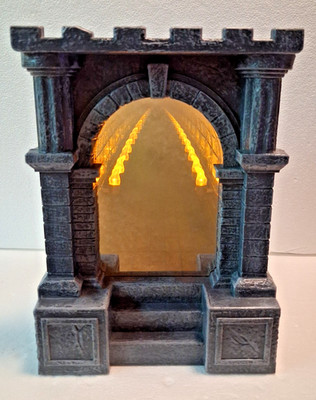ThinkGeek Infinite Dungeon Corridor Infinity Mirror Tested and Working NO BOX