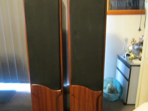 Jensen Speakers DX-90. 200watt.