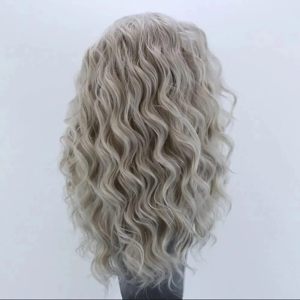 Pelucas delanteras cortas Bob de encaje sintético para mujer cosplay onduladas resistentes al calor peluca Foto 3 de 4