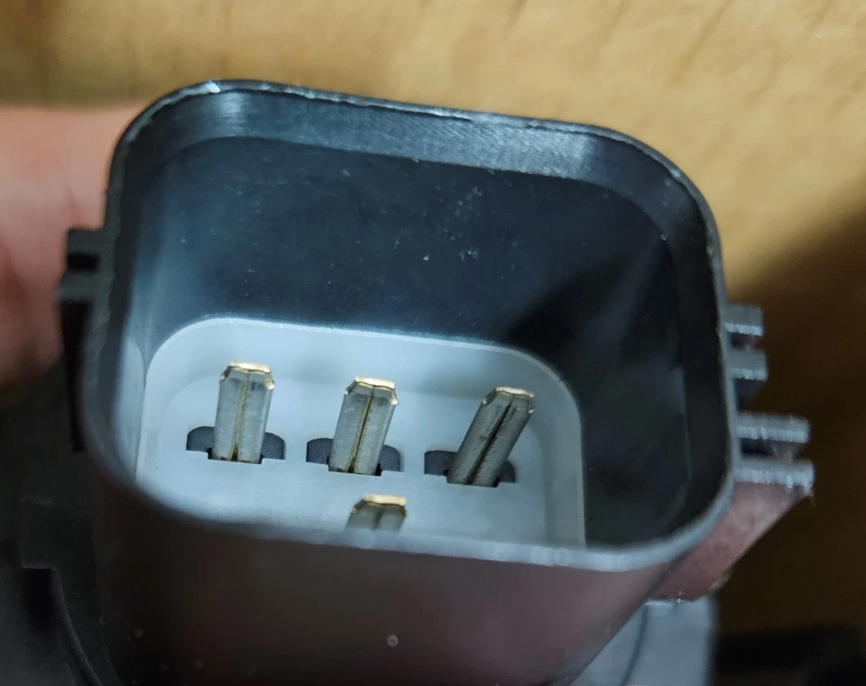 Halogen Headlight For 2005-2011 Cadillac STS (Exc V) with Bulbs Left+Right Pair Foto 4 de 4