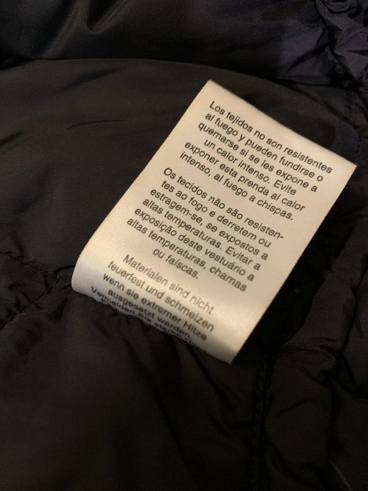 Mens Black Mountain Hardwear Puffer Jacket Size M - Image 4 of 4