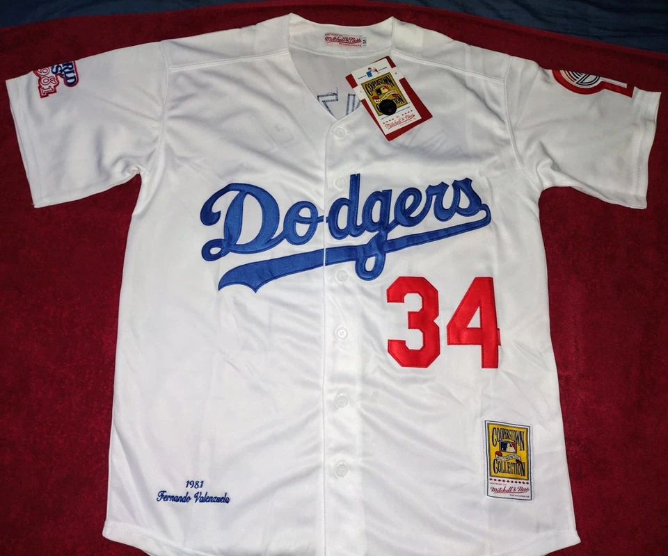 LOS ANGELES DODGERS FERNANDO VALENZUELA 1981 World Series Baseball Jersey - Image 2 of 4
