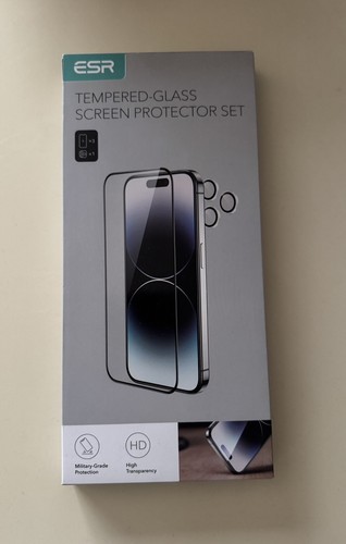 ESR iPhone 15 Pro Tempered-Glass Screen Protection Set - Zdjęcie 3 z 3