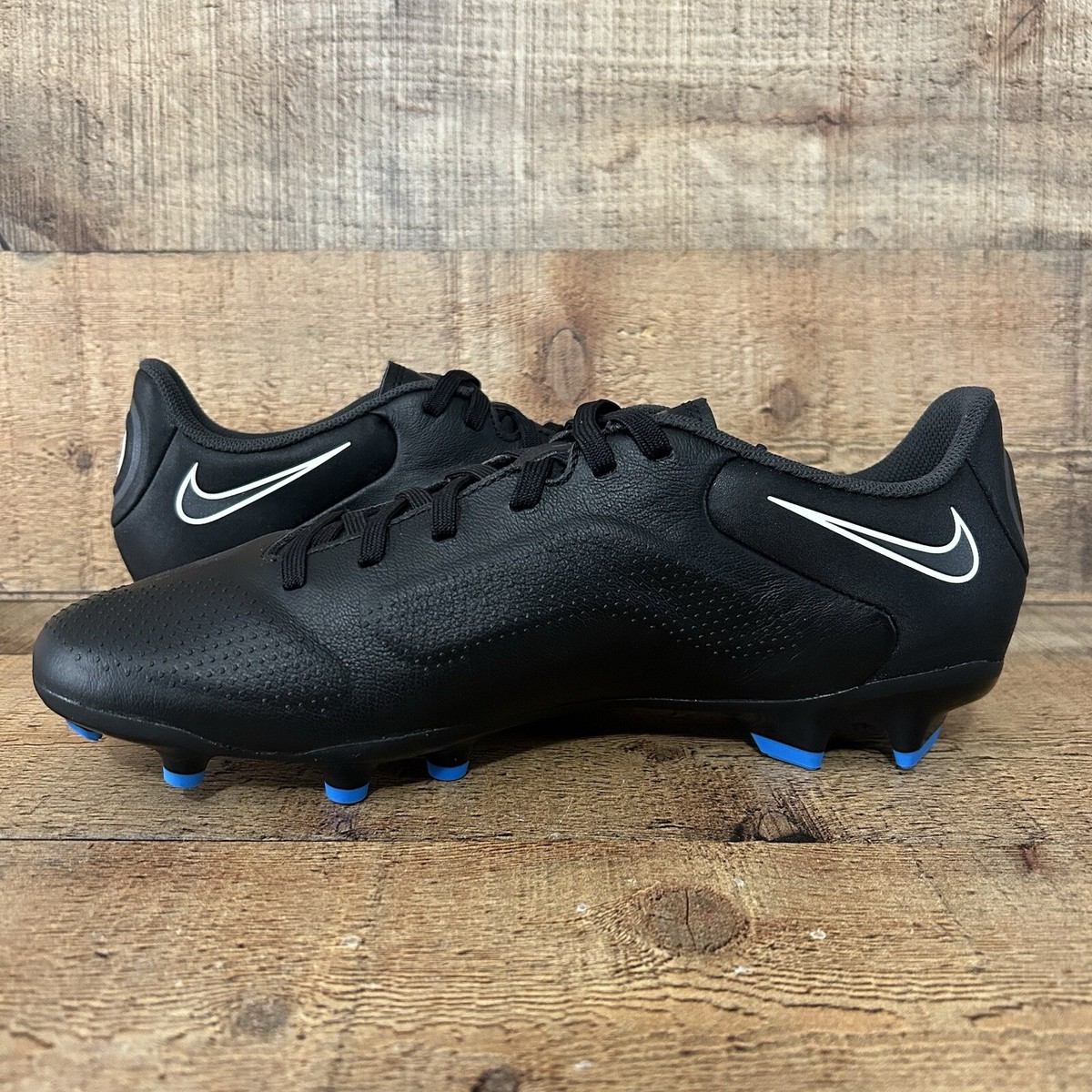 Nike Soccer Cleats Mens Size 7.5 Tiempo Legend 9 Pro FG 