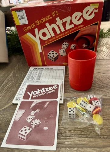 Vintage Yahtzee Board Game Milton Bradley 1991 Complete Dice Cup Score Cards