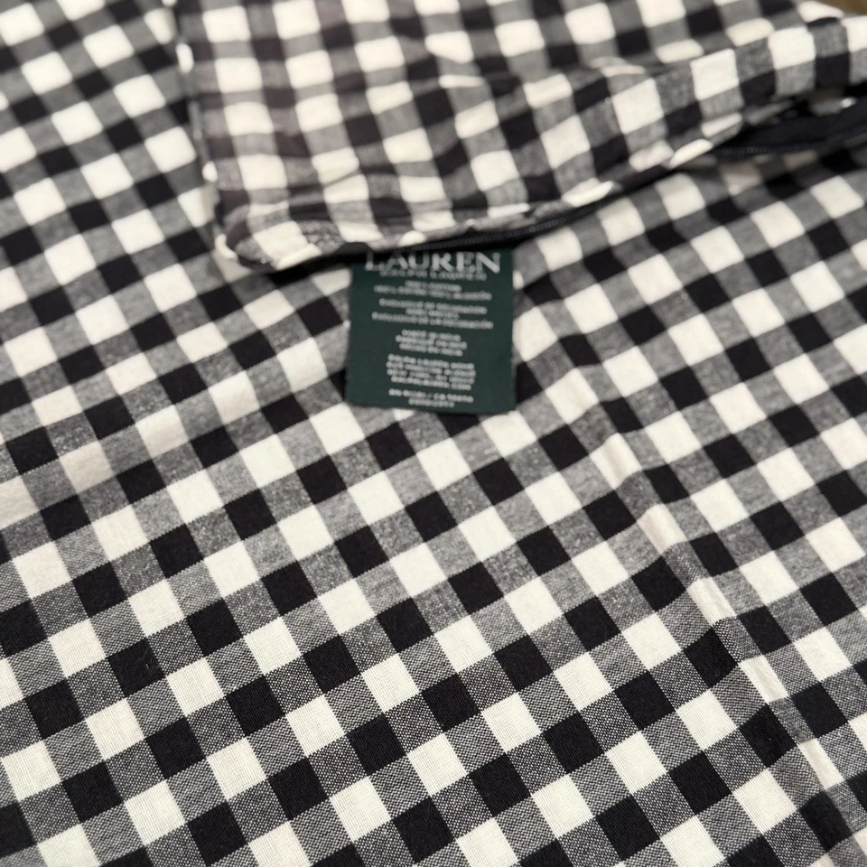 Almohada de algodón a cuadros guinga blanca negra Ralph Lauren 20x20 logotipo RL Foto 2 de 4