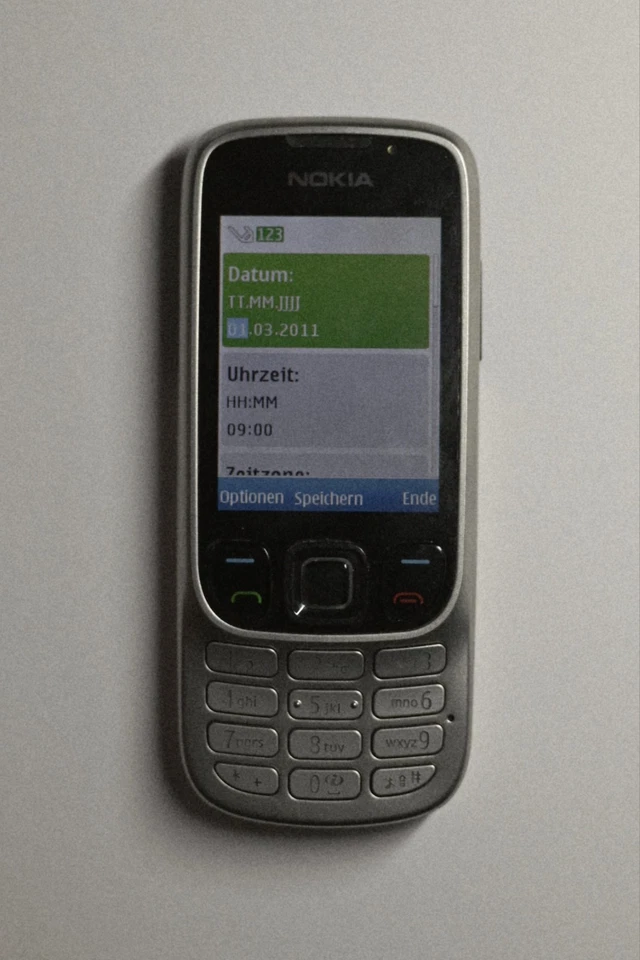 VW ORIGINAL Ladeschale Bluetooth 3C0051435 BG inkl. Nokia 6303ci + 2GB SD Card - Bild 4 von 4