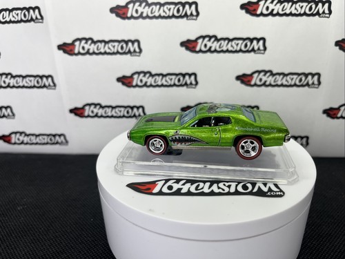 Hot Wheels '71 Plymouth GTX Custom Spectraflame Green Bombshell Real Riders - Picture 4 of 8