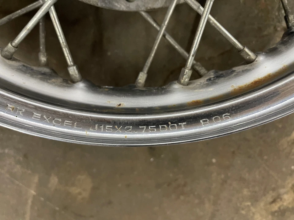 Llanta trasera Suzuki S40 LS650 Savage 1986 a 2007 15x2,75 15" 06 05 04 03 02 Foto 3 de 4