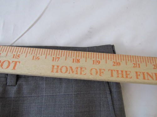 Hickey Freeman Collection Gray Plaid 2 Btn Wool Flat Front Pant Suit Size 46R - Picture 21 of 21
