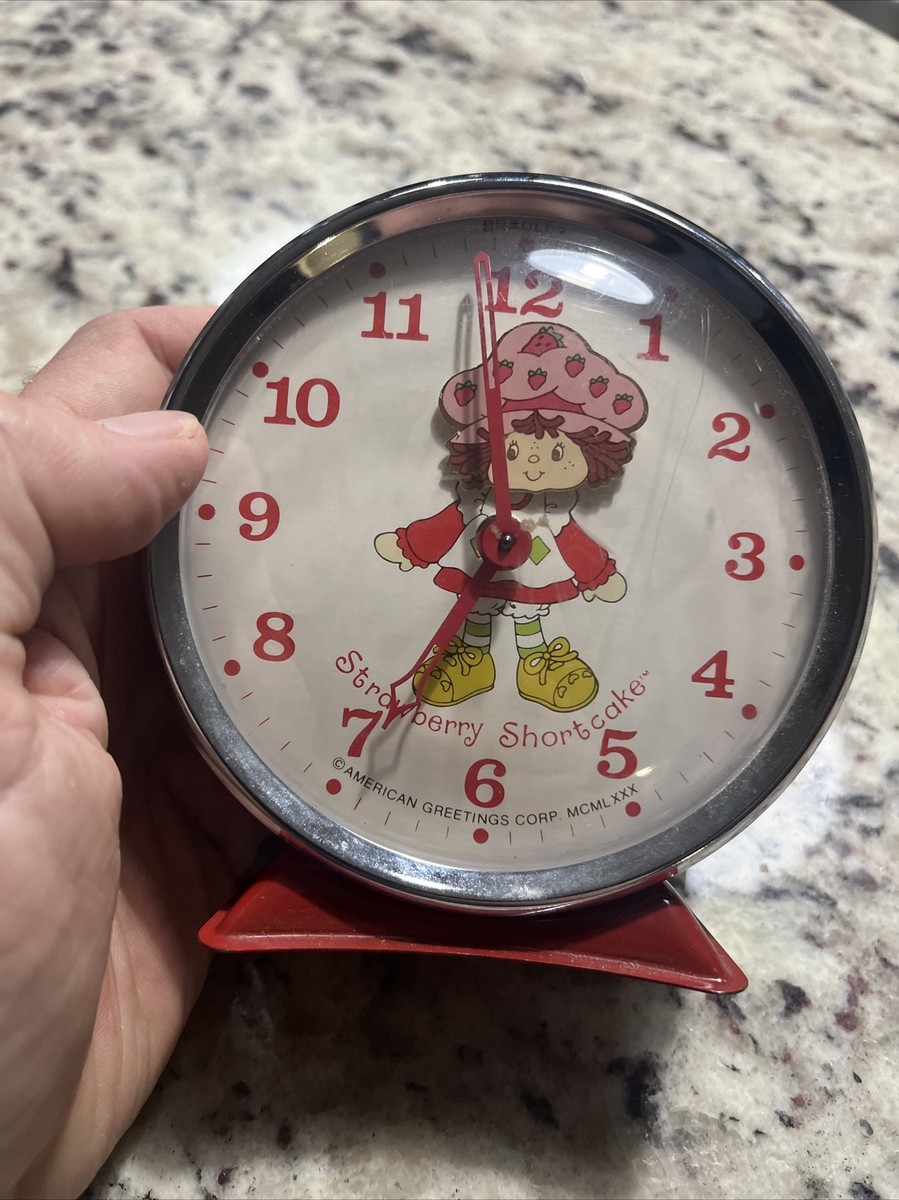 RARE Vintage Bradley Strawberry Shortcake Wind Up Alarm Clock