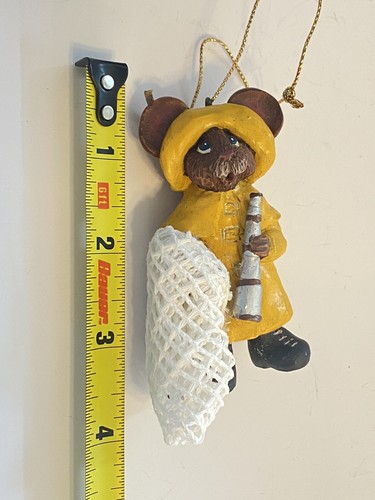 VTG Lighthouse Mouse Ornament Yellow Raincoat Hole in the Wall Gang Kurt Adler - Picture 5 of 9