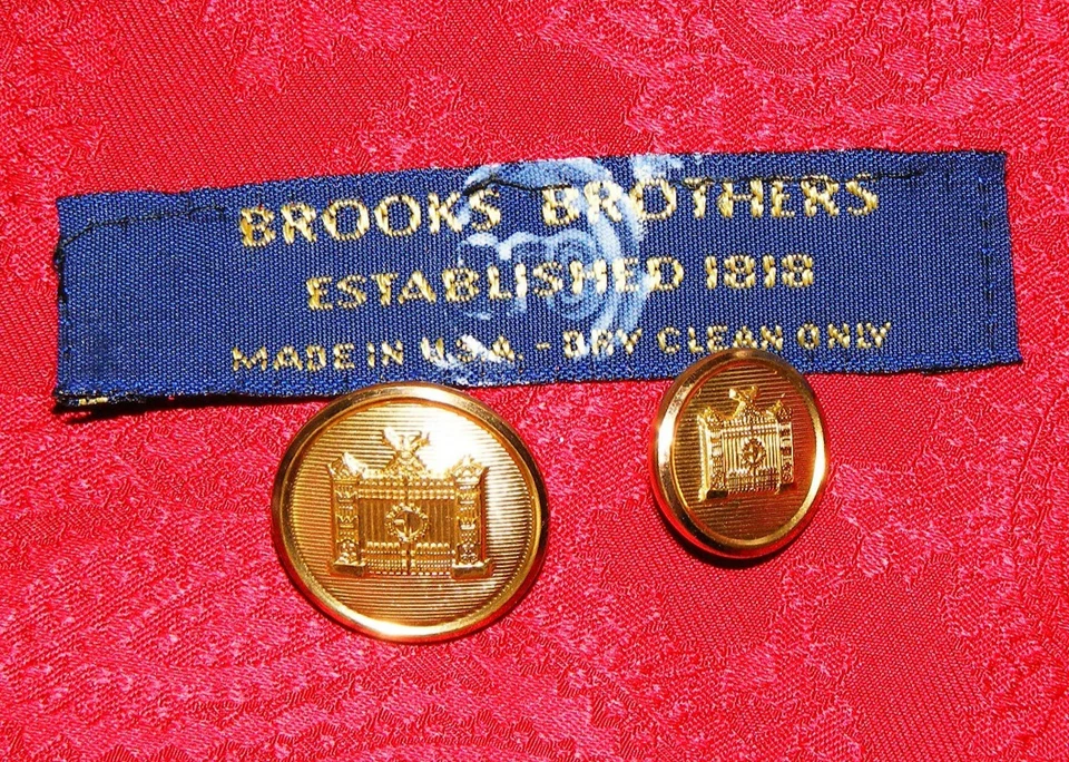 VINTAGE BROOKS BROTHERS BROOKSGATE GOLD GATE REPLACEMENT DB BLAZER BUTTON SET - Image 2 of 4
