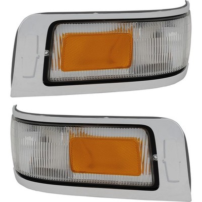 Corner Light Set For 1995-1997 Lincoln Town Car FO2551132 FO2550132