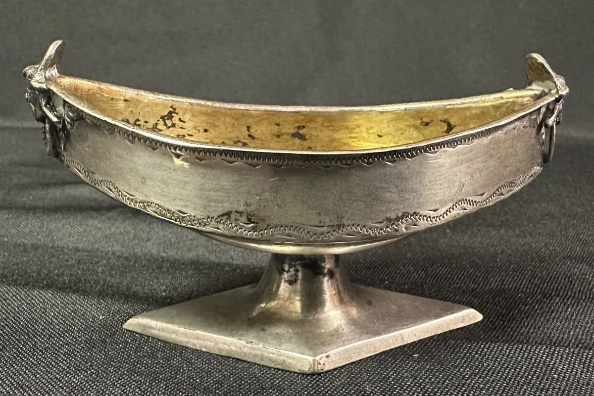 ドイツ　ハナウ　純銀アンティーク　ソルトセラーペア Antique German Silver Salt Cellar for sale | eBay