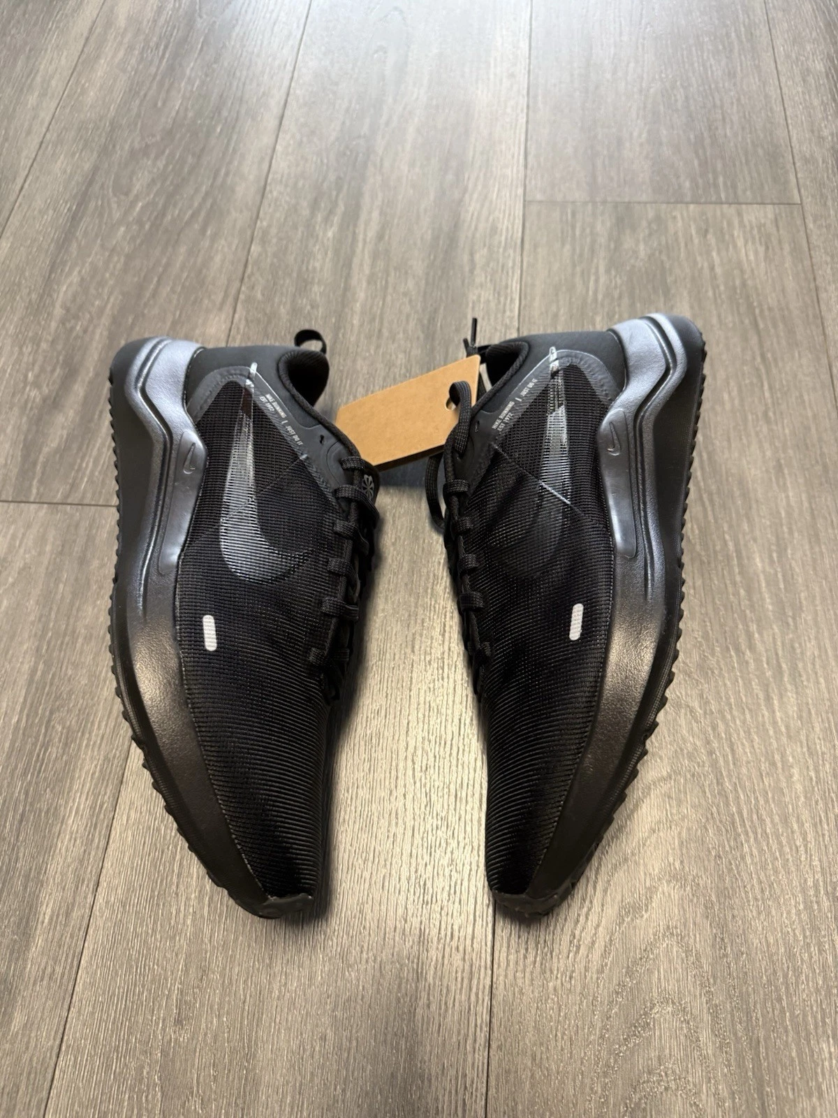 Nike Downshifter 12 Shoes Triple Black Sneakers DM0919 002 Mens Sz 9.5 4E WIDE
Opens in a new window