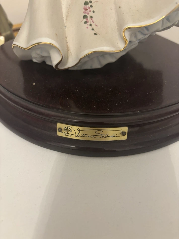 Vintage Capodimonte Lamp - Image 4 of 4