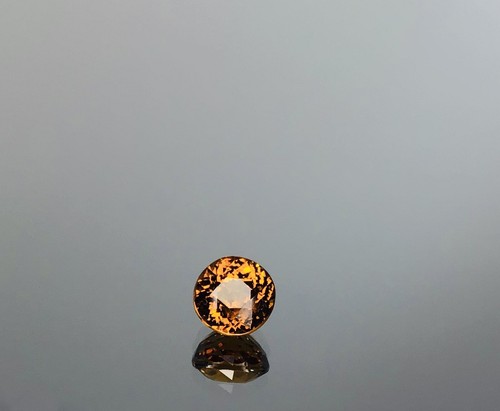 Sphene Titanite Gemstone 1.80 Carat Deep Cognac – Vivid Orange Vvs2 Untreated  - Picture 6 of 19