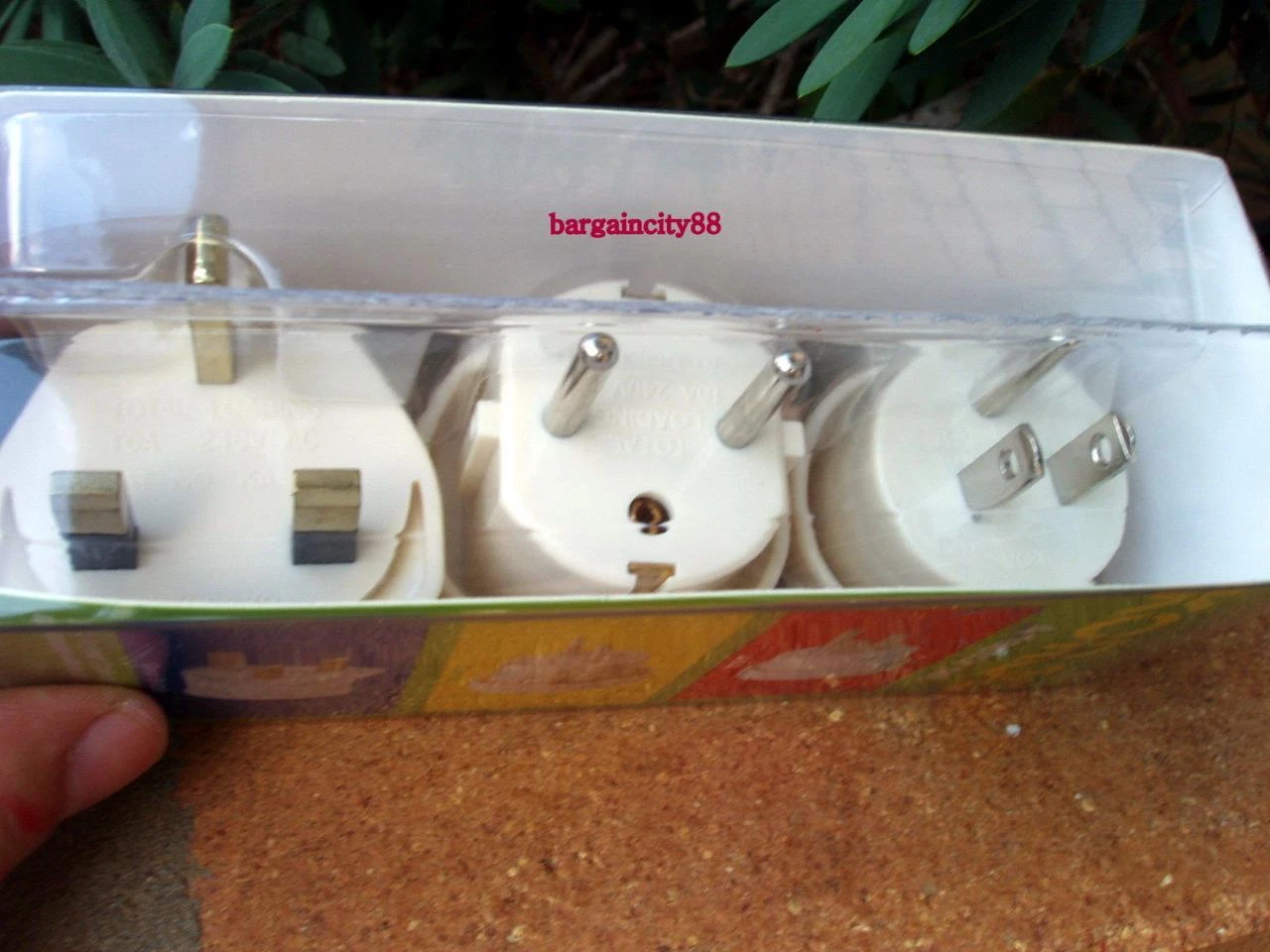 Universal Travel Adapter for International from Australia AU to EU UK USA 3 Plug - Picture 8 of 12