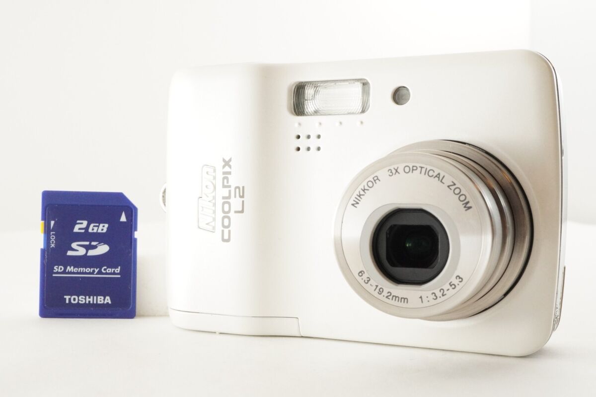 Nikon COOLPIX L2 White With 2GB SD Card Compact Digital Nikon COOLPIX L2 White With 2GB SD Card Compact Digital