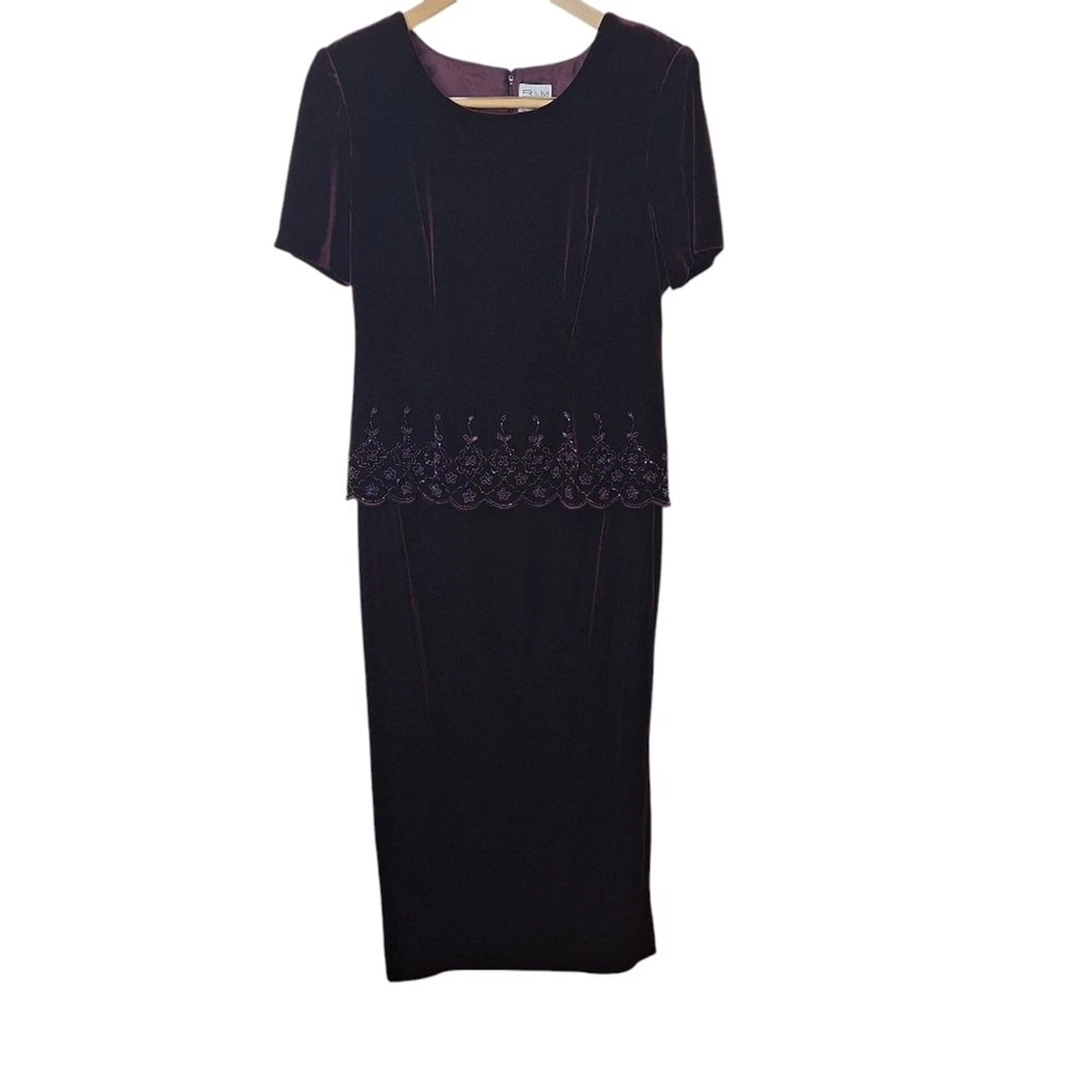 Empire Waist Dresses – Flattering Elegance for All