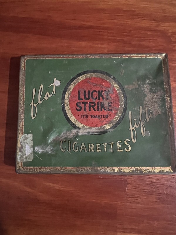 Vintage Lucky Strike Flat Fifties Painted Steel Cigarette Tin