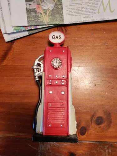 Unbranded Resin Fire-Chief Gas Pump Bank 9-1/2" High - Picture 7 of 13