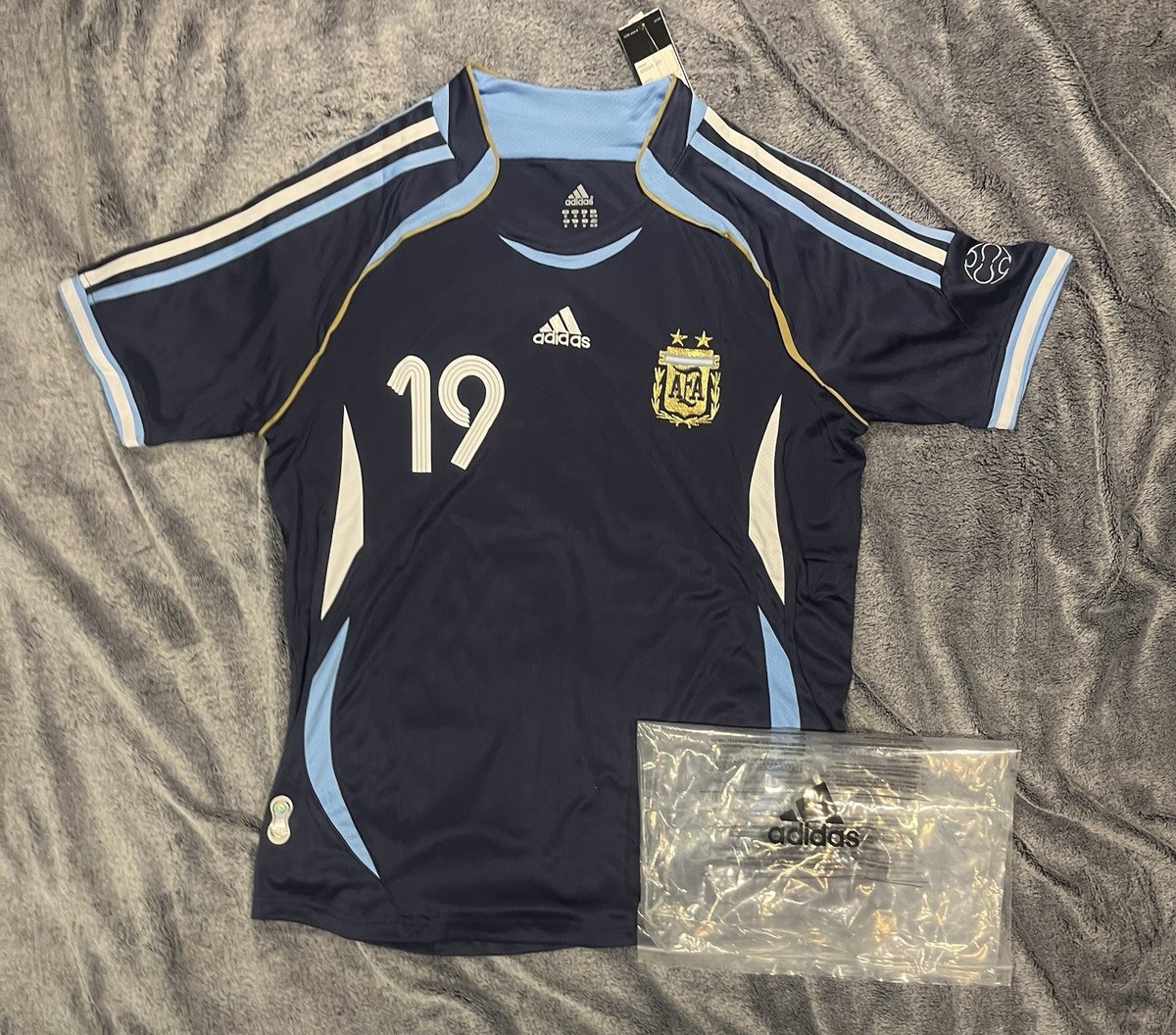 ウェア argentina away uniform 2006 messi $_12.JPG?set_id=880000500F