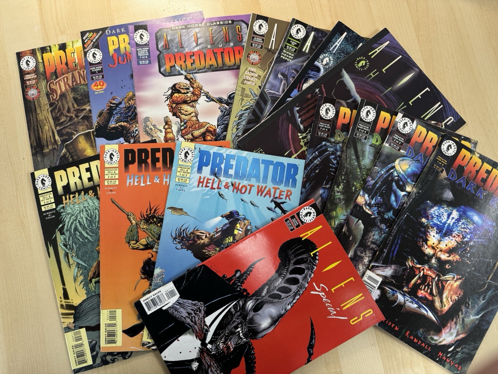 Mixed Lot Predator Aliens Dark Horse Comics 1990s - Dark River, Special, more...