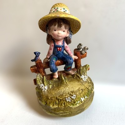 Vtg Schmid Country Girl Music Box 1975 Farm Bench Working Panda Prints Sankyo