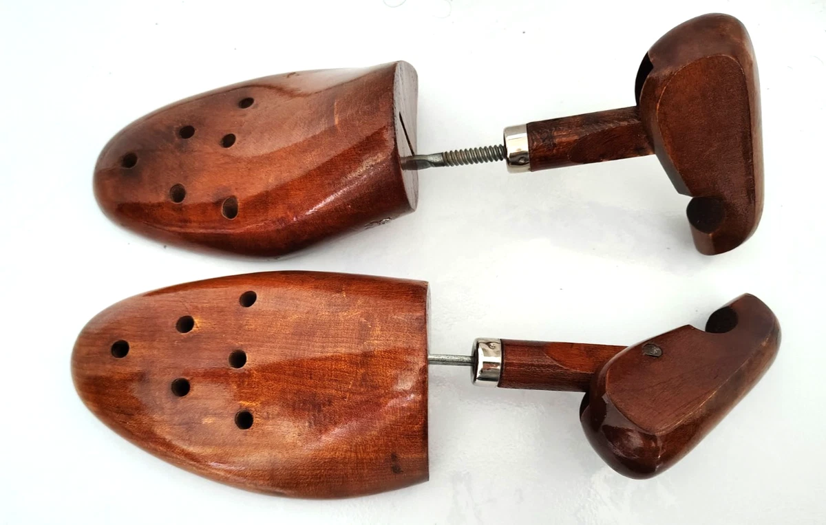 DELFA Cedar Star Lot De 2 Paires D'Embauchoirs En Cèdre Rouge – Garde-Forme Naturel Anti-Odeurs