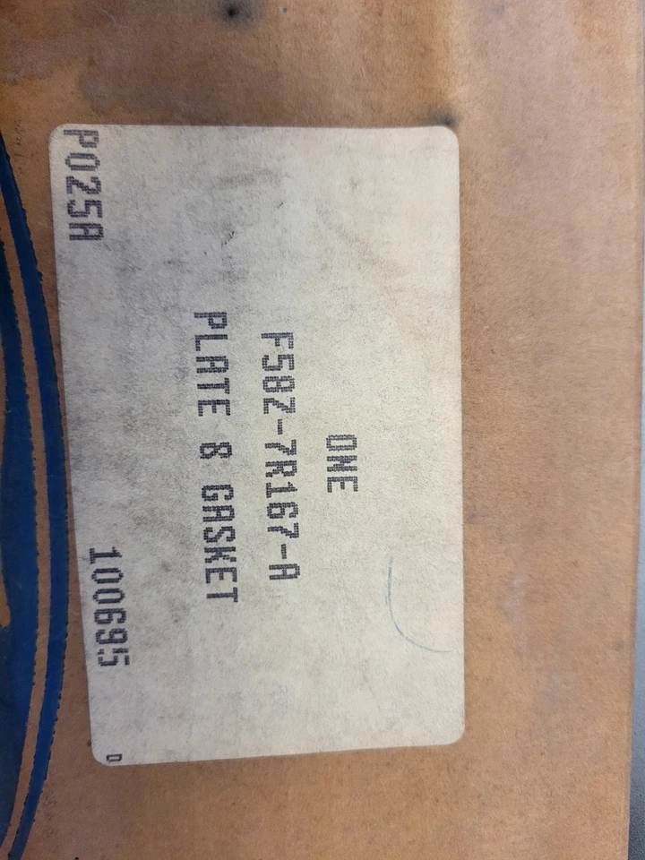 NEW Ford Transmission Pump Plate & Gasket F58Z-7R167-A 1995 100695  ( F1-3B) - Image 2 of 2