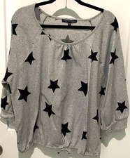 Adrienne Vittadini  (Wmns. SZ: 3XL)  Gray/Black Star Pattern Sweater - EUC !