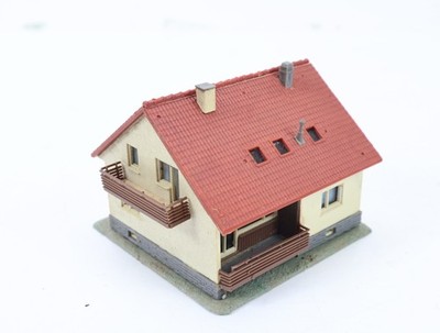 Kibri N Gebäude Wohnhaus Familienhaus Stadthaus mit Balkon