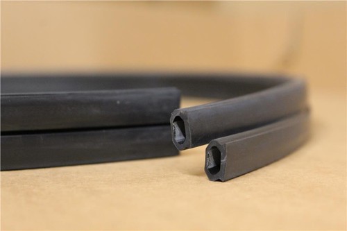 5G0071727 Roof Bar Profile Strip VW Golf 2013 Onwards New Genuine Part - Picture 3 of 4
