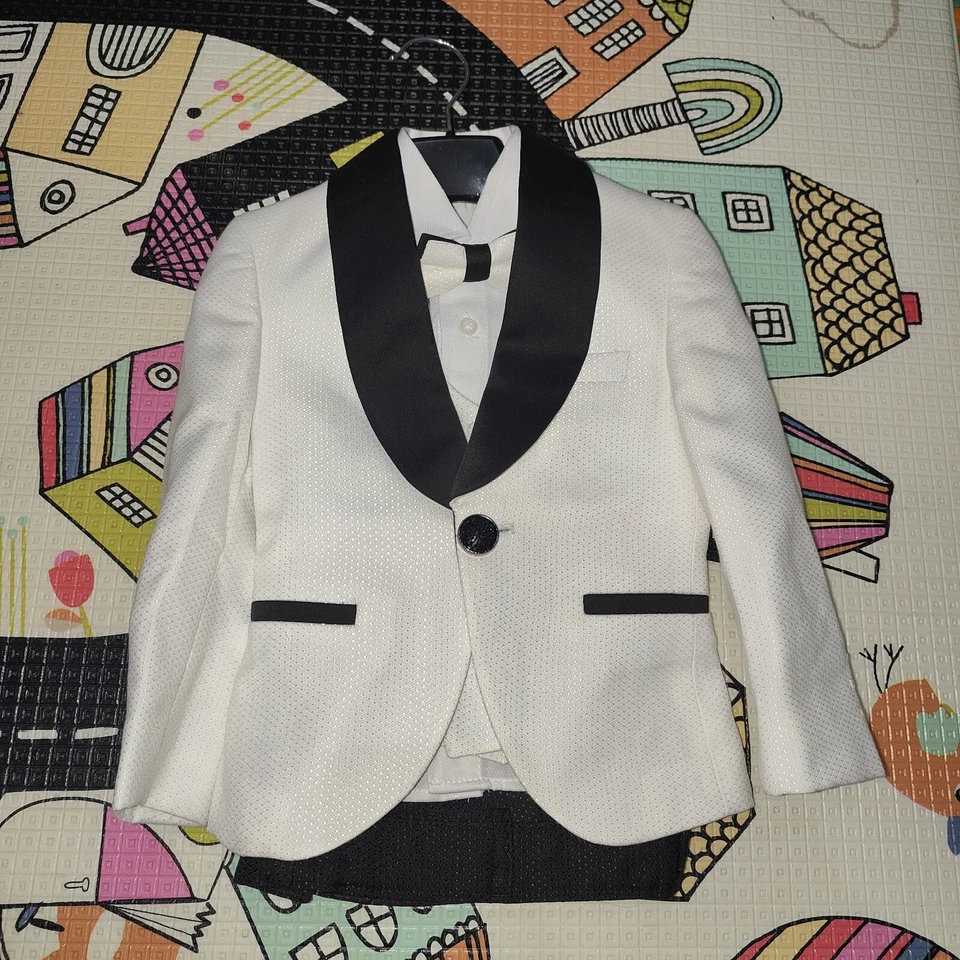 Minaga Boys 12-24M White/Black Tuxedo Suit sets Premium Turkish Fabric Designer - Image 3 of 4