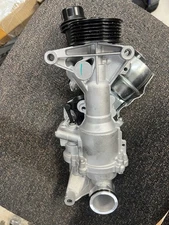 Water Pump & Thermostat Assembly For 2006-2012 BMW 11517586925 11537549476 OEM